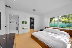 5827 SW 69th Ct, Miami, FL 33143 - Photo 9