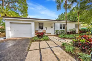 5827 SW 69th Ct, Miami, FL 33143 - Photo 1