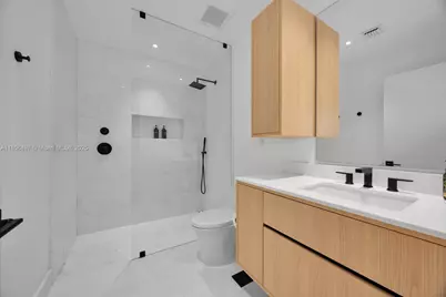 5827 SW 69th Ct, Miami, FL 33143 - Photo 13