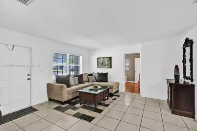10451 SW 150 Ter, Miami, FL 33176 - Photo 9