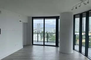 121 NE 34th St, Miami, FL 33137 - Photo 19