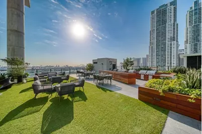 398 NE 5th St #4415, Miami, FL 33132 - Photo 37