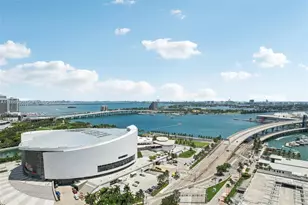 398 NE 5th St, Miami, FL 33132 - Photo 27