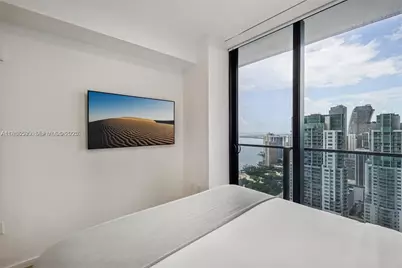 398 NE 5th St #4415, Miami, FL 33132 - Photo 5