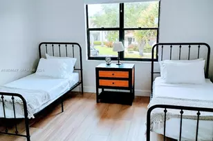 551 Prestwick Cir, Palm Beach Gardens, FL 33418 - Photo 15