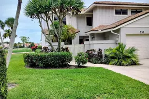 551 Prestwick Cir, Palm Beach Gardens, FL 33418 - Photo 19