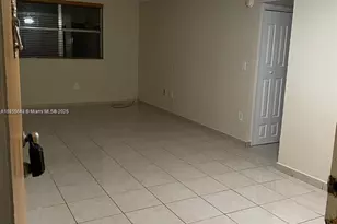 666 W 81st St, Hialeah, FL 33014 - Photo 5