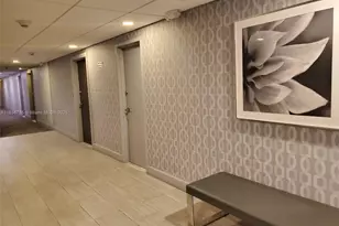 300 Bayview Dr, Sunny Isles Beach, FL 33160 - Photo 21