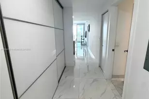 16385 Biscayne Blvd, North Miami Beach, FL 33160 - Photo 17