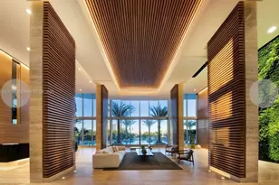 16385 Biscayne Blvd, North Miami Beach, FL 33160 - Photo 3