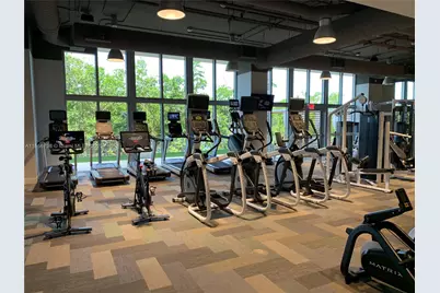 16385 Biscayne Blvd #2720, North Miami Beach, FL 33160 - Photo 7