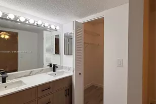 20441 NE 30th Ave, Aventura, FL 33180 - Photo 3