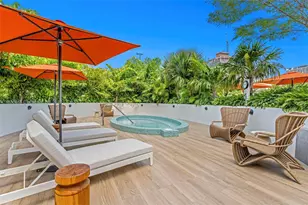 700 NE 24th St, Miami, FL 33137 - Photo 25