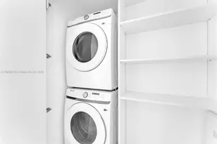 700 NE 24th St, Miami, FL 33137 - Photo 17