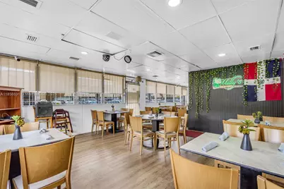 2742 SW 8th St, Miami, FL 33135 - Photo 9