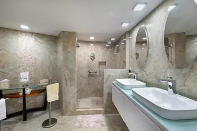 5660 Collins Ave #4B, Miami Beach, FL 33140 - Photo 13