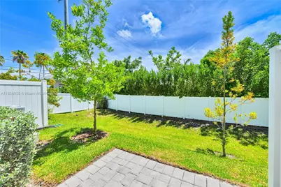 3506 Joshua Tree St, Palm Springs, FL 33461 - Photo 43