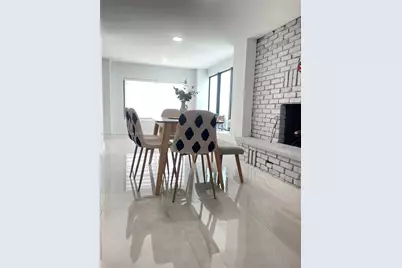 18441 NE 21st Ave, North Miami Beach, FL 33179 - Photo 5