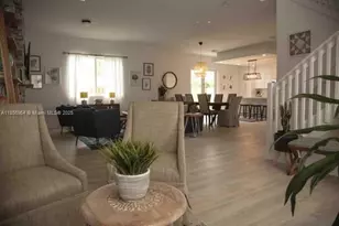 15105 SW 180th St, Miami, FL 33187 - Photo 7