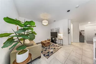 3433 W 104th Terrace, Hialeah, FL 33018 - Photo 7