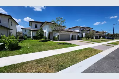 12308 SW 43rd St, Davie, FL 33330 - Photo 1