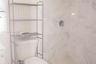 4851 E 8th Ct, Hialeah, FL 33013 - Photo 17