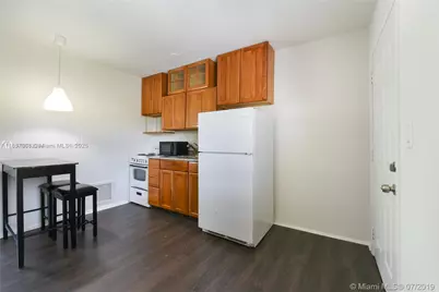 345 Michigan Ave #17, Miami Beach, FL 33139 - Photo 3