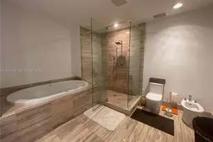 16001 Collins Ave, Sunny Isles Beach, FL 33160 - Photo 17