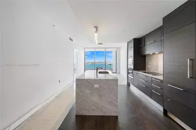 900 Biscayne Blvd #1907, Miami, FL 33132 - Photo 5