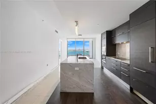 900 Biscayne Blvd, Miami, FL 33132 - Photo 5