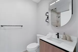 580 72nd St, Miami Beach, FL 33141 - Photo 15