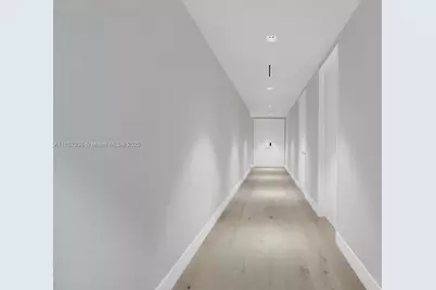 1000 Biscayne Blvd #2402, Miami, FL 33132 - Photo 19