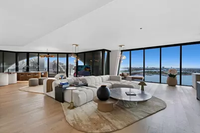 1000 Biscayne Blvd #2402, Miami, FL 33132 - Photo 3