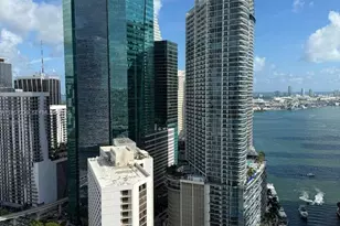 31 SE 5th St, Miami, FL 33131 - Photo 11