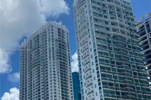 31 SE 5th St, Miami, FL 33131 - Photo 1