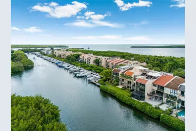 6100 Paradise Point Dr #6100, Palmetto Bay, FL 33157 - Photo 89