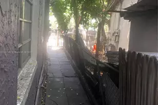 125 NW 7th Ave, Miami, FL 33128 - Photo 7