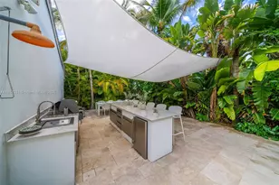 1090 NE 92nd St, Miami Shores, FL 33138 - Photo 49