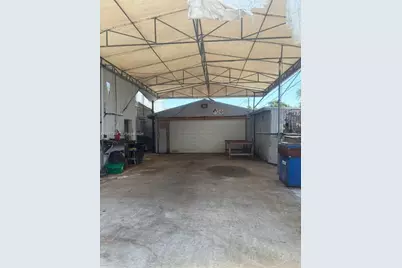 250 NE 44th St, Oakland Park, FL 33334 - Photo 13
