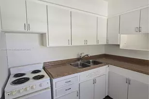 250 SE Park St, Dania Beach, FL 33004 - Photo 9