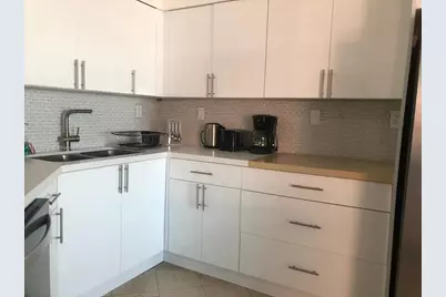 5161 Collins Ave #1104, Miami Beach, FL 33140 - Photo 9