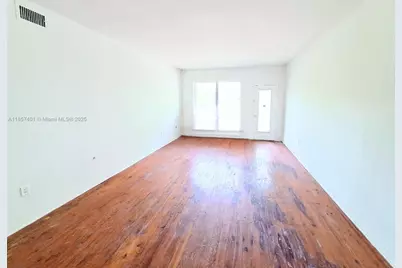 1770 Meridian Ave #207, Miami Beach, FL 33139 - Photo 9