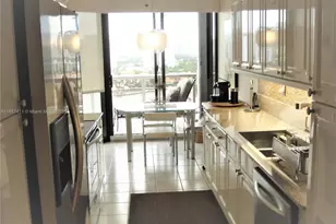 3600 Yacht Club Dr, Aventura, FL 33180 - Photo 29