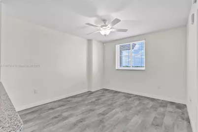 400 NW 112th Ave #323, Sweetwater, FL 33172 - Photo 25