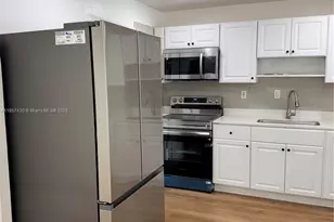 1611 NE 32nd Pl, Pompano Beach, FL 33064 - Photo 3