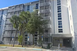 16851 NE 23rd Ave, North Miami Beach, FL 33160 - Photo 11