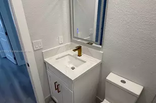 3601 NW 4th St, Miami, FL 33125 - Photo 15