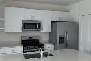 4230 N Caterina Ct, Fort Myers, FL 33917 - Photo 9