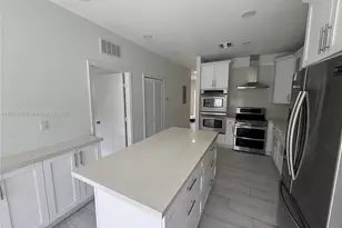 26514 SW 138th Ave, Homestead, FL 33032 - Photo 5