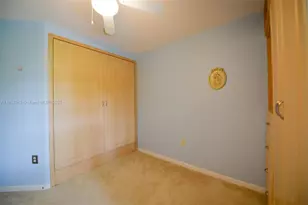 2811 NE 185th St, Aventura, FL 33180 - Photo 25